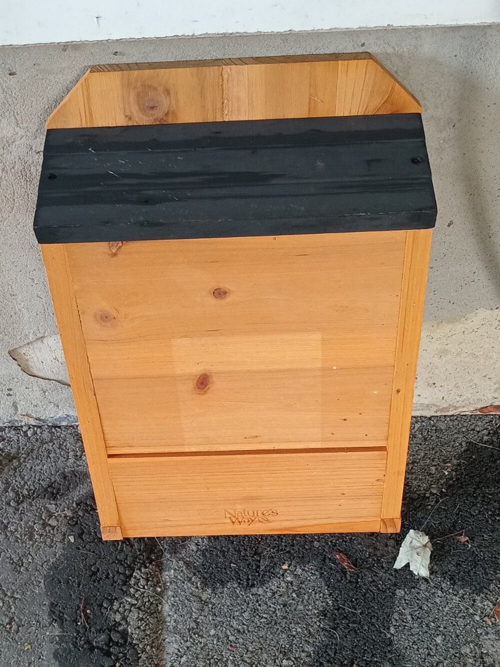 HIGH QUALITY WOOD BATHOUSE - BIRHOUSE FOR BATS
